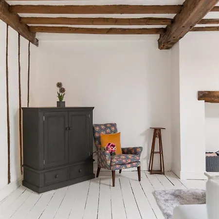 Unique - Coffee Yard 公寓